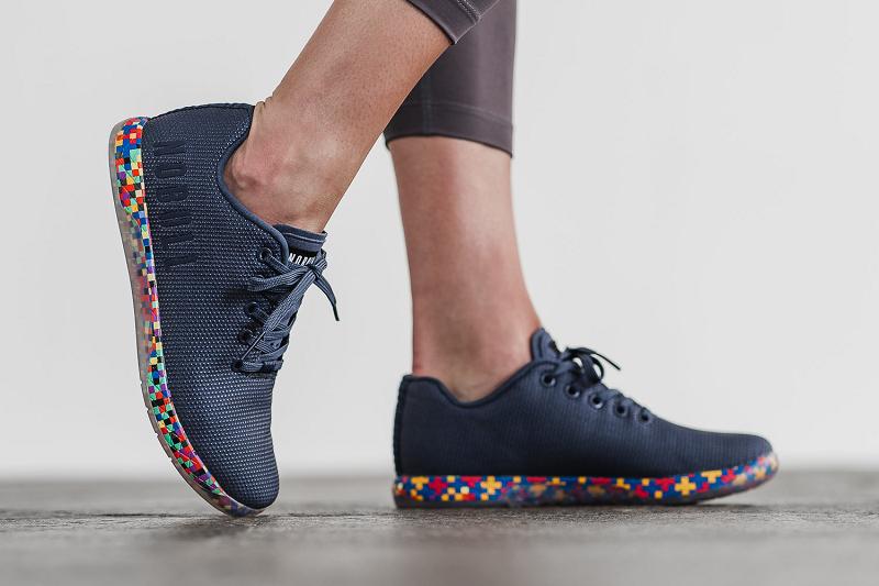 Women's Nobull Pixel Trainers Navy | SG Z2818U